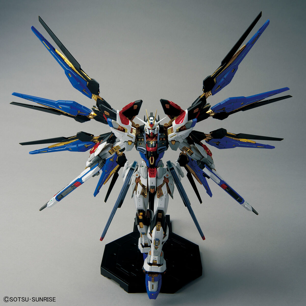 MG EX Strike Freedom Gundam