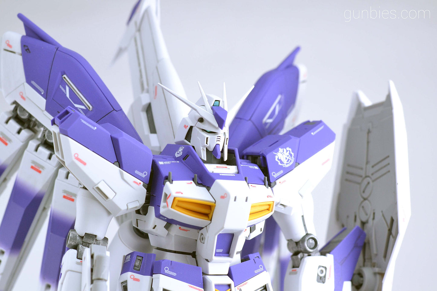 MG 1/100 RX93-V2 Hi-Nu Gundam Ver. Ka